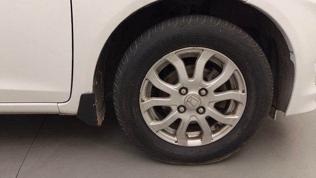 Second-hand 2015 Honda Amaze VX i-VTEC for sale in Mysore-17