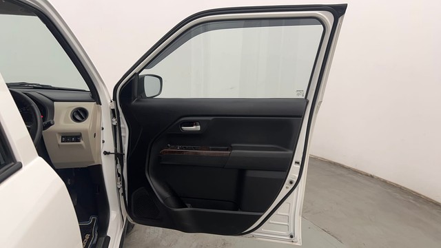 Second-hand 2024 Maruti Suzuki Wagon R VXI for sale in Chandigarh-16