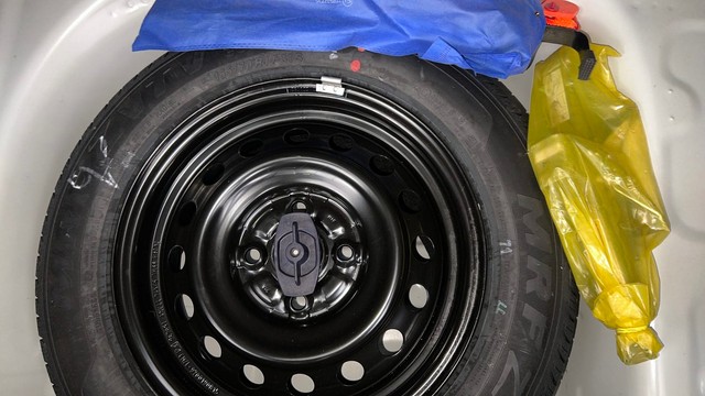 Second-hand 2024 Maruti Suzuki Wagon R VXI for sale in Chandigarh-21