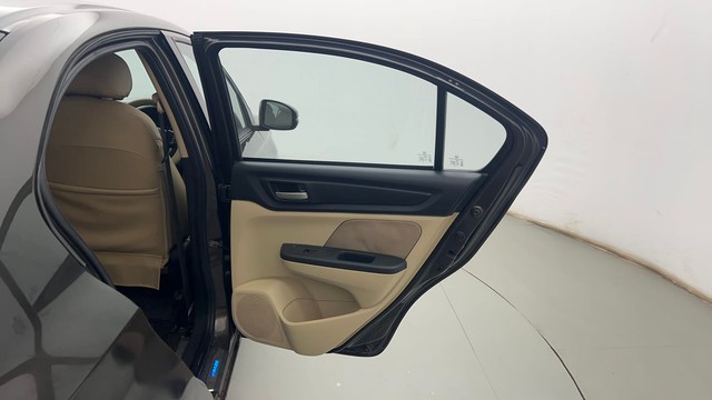 Second-hand 2019 Honda Amaze VX for sale in Kolkata-32