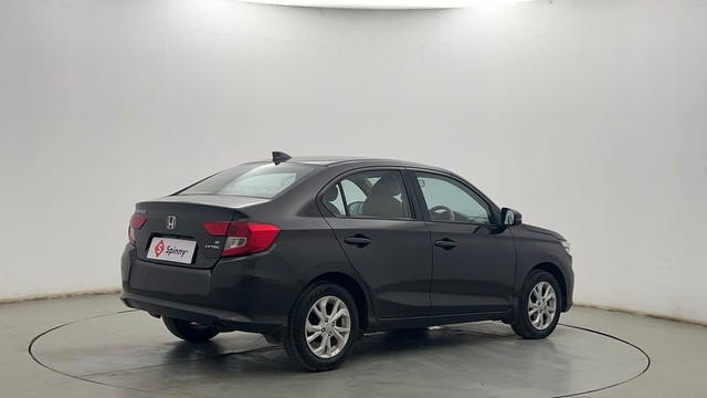 Second-hand 2019 Honda Amaze VX for sale in Kolkata-3