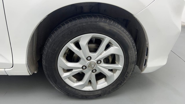 Second-hand 2019 Honda Amaze V Petrol BSIV for sale in New Delhi-17