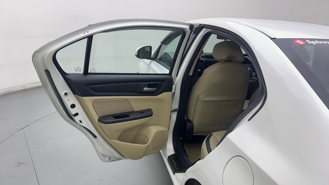 Second-hand 2019 Honda Amaze V Petrol BSIV for sale in New Delhi-23