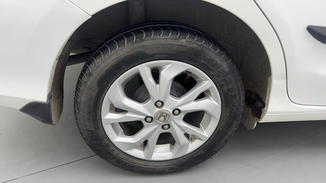 Second-hand 2019 Honda Amaze V Petrol BSIV for sale in New Delhi-18