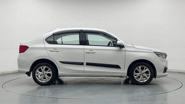 Second-hand 2019 Honda Amaze V Petrol BSIV for sale in New Delhi-2