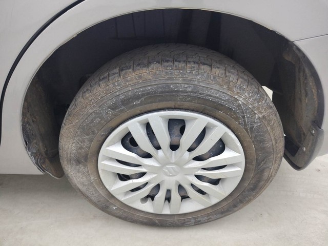 Second-hand 2022 Maruti Suzuki Dzire VXI AMT for sale in Visakhapatnam-19