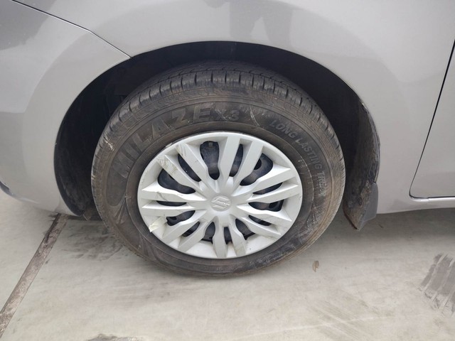 Second-hand 2022 Maruti Suzuki Dzire VXI AMT for sale in Visakhapatnam-20