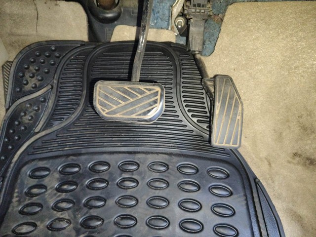 Second-hand 2022 Maruti Suzuki Dzire VXI AMT for sale in Visakhapatnam-14