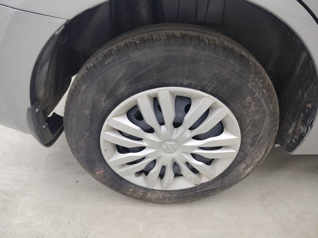 Second-hand 2022 Maruti Suzuki Dzire VXI AMT for sale in Visakhapatnam-18