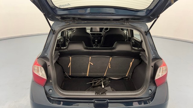 Second-hand 2021 Hyundai Grand i10 1.2 Kappa Sportz BSIV for sale in Lucknow-9