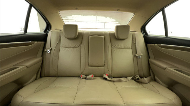 Second-hand 2021 Maruti Suzuki Ciaz 1.4 AT Alpha for sale in Ahmedabad-36