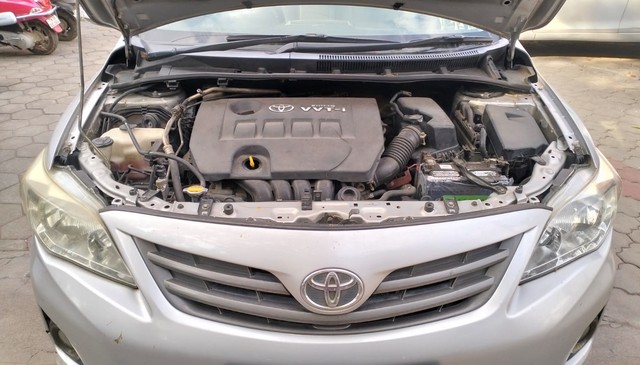 Toyota Corolla Altis 1.8 J Second-hand 2013 Toyota Corolla Altis 1.8 J for sale in Coimbatore-4