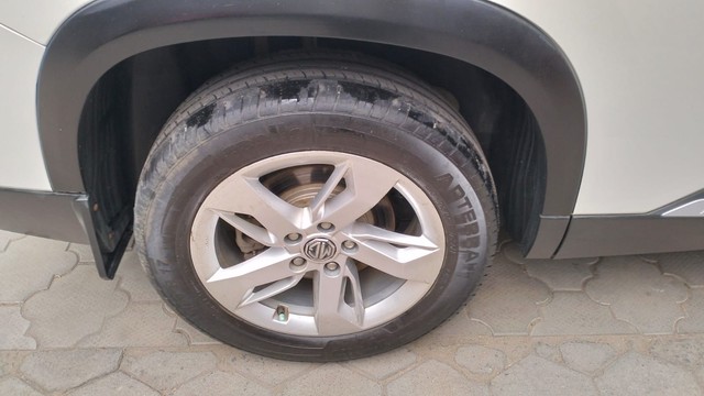 MG Hector 2.0 Shine Diesel Second-hand 2023 MG Hector 2.0 Shine Diesel for sale in Coimbatore-18