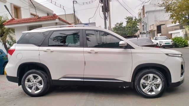 MG Hector 2.0 Shine Diesel Second-hand 2023 MG Hector 2.0 Shine Diesel for sale in Coimbatore-16
