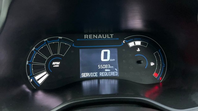 Second-hand 2020 Renault Triber RXZ for sale in Ahmedabad-13