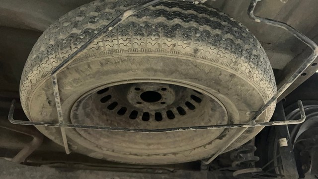 Second-hand 2020 Renault Triber RXZ for sale in Ahmedabad-21