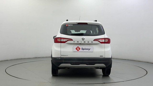 Second-hand 2020 Renault Triber RXZ for sale in Ahmedabad-4