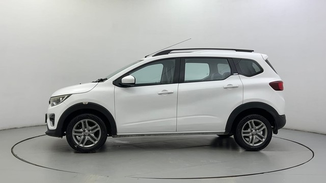 Second-hand 2020 Renault Triber RXZ for sale in Ahmedabad-6