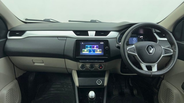 Second-hand 2020 Renault Triber RXZ for sale in Ahmedabad-11
