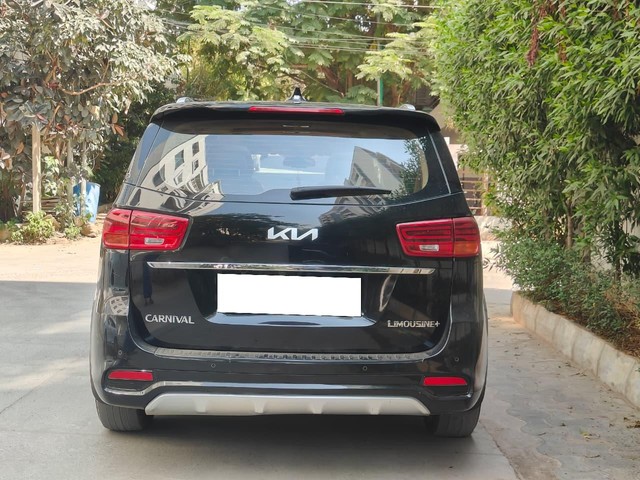 Kia Carnival Limousine Plus Second-hand 2022 Kia Carnival Limousine Plus for sale in Hyderabad-2