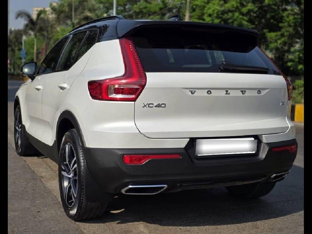 Second-hand 2021 Volvo XC40 T4 R-Design for sale in Mumbai-13
