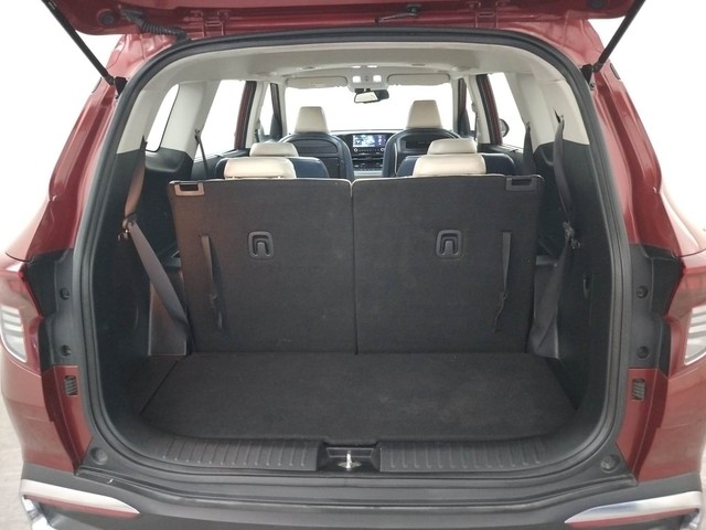 Second-hand 2022 Kia Carens Luxury Plus Diesel AT 6 STR for sale in Coimbatore-9