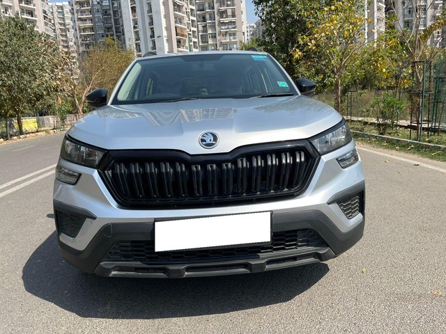 Second-hand 2022 Skoda Kushaq 1.0 TSI Active BSVI for sale in Noida-5