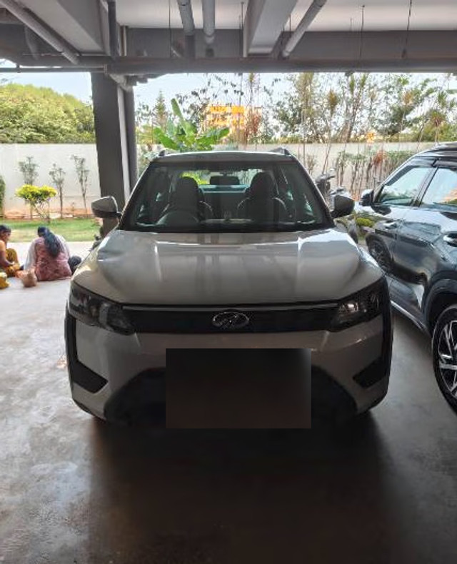 Mahindra XUV300 W4 BSVI Second-hand 2021 Mahindra XUV300 W4 BSVI for sale in Nagpur-0