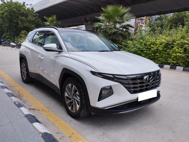 Second-hand 2022 Hyundai Tucson Signature Diesel AT BSVI for sale in New Delhi-0