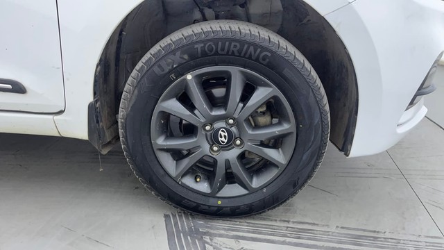 Second-hand 2019 Hyundai i20 Sportz Plus for sale in Hyderabad-17