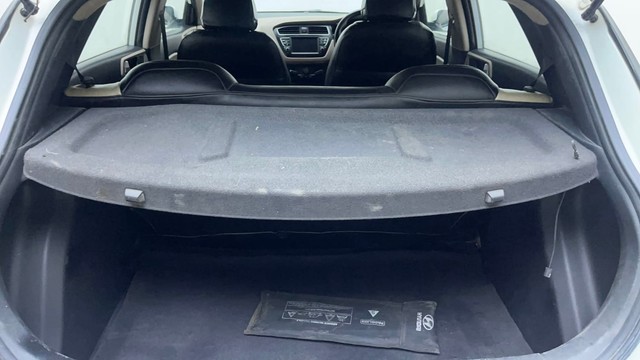 Second-hand 2019 Hyundai i20 Sportz Plus for sale in Hyderabad-9