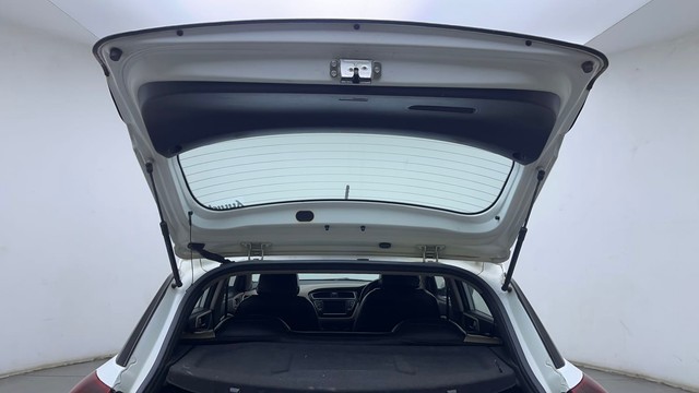 Second-hand 2019 Hyundai i20 Sportz Plus for sale in Hyderabad-34