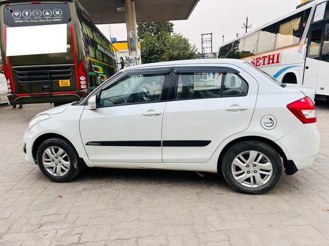 Second-hand 2012 Maruti Suzuki Swift Dzire ZXI for sale in Lucknow-12