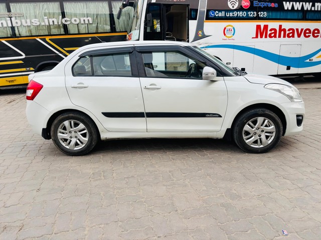 Second-hand 2012 Maruti Suzuki Swift Dzire ZXI for sale in Lucknow-4