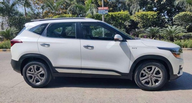 Second-hand 2020 Kia Seltos HTX IVT G for sale in New Delhi-1