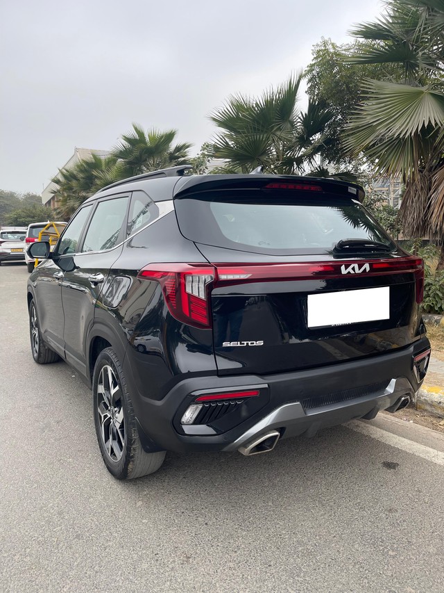 Second-hand 2023 Kia Seltos GTX Plus DCT for sale in New Delhi-16