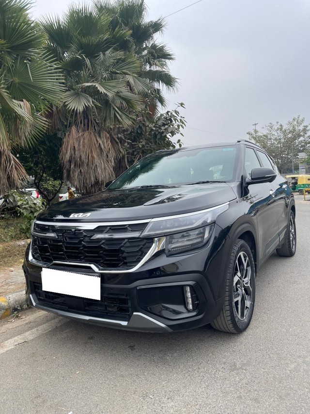 Second-hand 2023 Kia Seltos GTX Plus DCT for sale in New Delhi-4