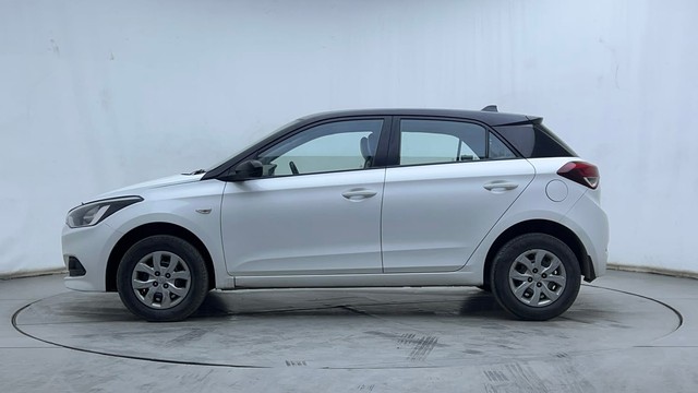 Second-hand 2017 Hyundai i20 Magna 1.4 CRDi for sale in Hyderabad-6
