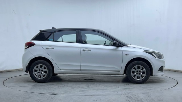 Second-hand 2017 Hyundai i20 Magna 1.4 CRDi for sale in Hyderabad-2