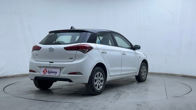 Second-hand 2017 Hyundai i20 Magna 1.4 CRDi for sale in Hyderabad-3