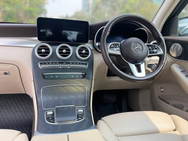 Second-hand 2022 Mercedes-Benz GLC 200 for sale in Mumbai-6