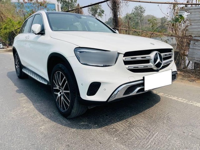 Second-hand 2022 Mercedes-Benz GLC 200 for sale in Mumbai-10