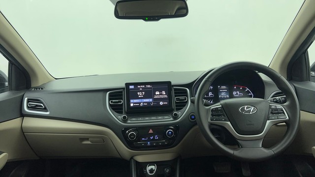 Second-hand 2022 Hyundai Verna SX AT Diesel for sale in Chennai-11
