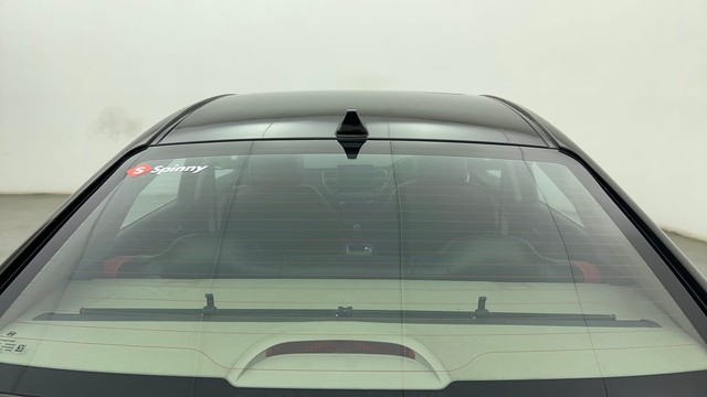 Second-hand 2022 Hyundai Verna SX AT Diesel for sale in Chennai-39