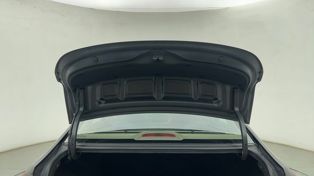 Second-hand 2022 Hyundai Verna SX AT Diesel for sale in Chennai-36