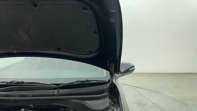 Second-hand 2022 Hyundai Verna SX AT Diesel for sale in Chennai-38