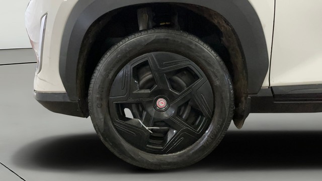 Nissan Magnite XL Second-hand 2023 Nissan Magnite XL for sale in Noida-29