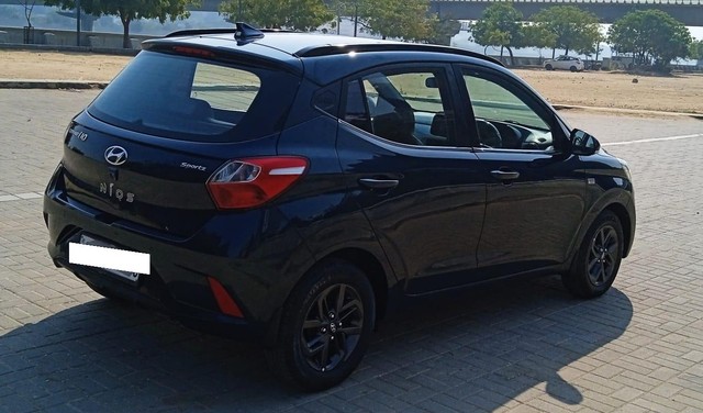 Hyundai Grand i10 Nios AMT Sportz Second-hand 2020 Hyundai Grand i10 Nios AMT Sportz for sale in Ahmedabad-1