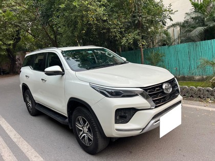 Toyota Fortuner 2.8 2WD AT Second-hand 2021 Toyota Fortuner 2.8 2WD AT for sale in New Delhi