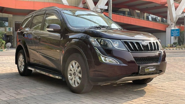 Second-hand 2016 Mahindra XUV500 AT W10 FWD for sale in New Delhi-0